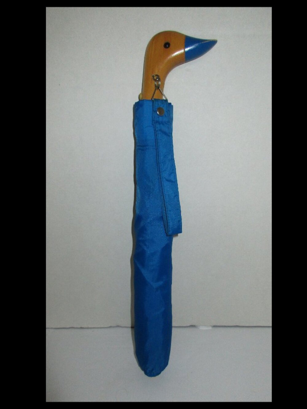 Vintage 80's Raines Wood Duck Handle Umbrella Royal Blue Nylon Canopy